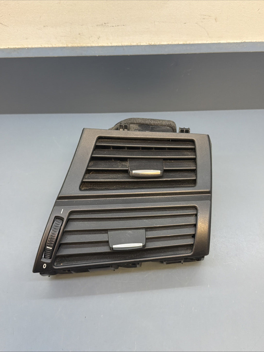 07-13 BMW X5 E70 Right Passenger Dash Ac Heater Air Vent Grille 9227768 OEM