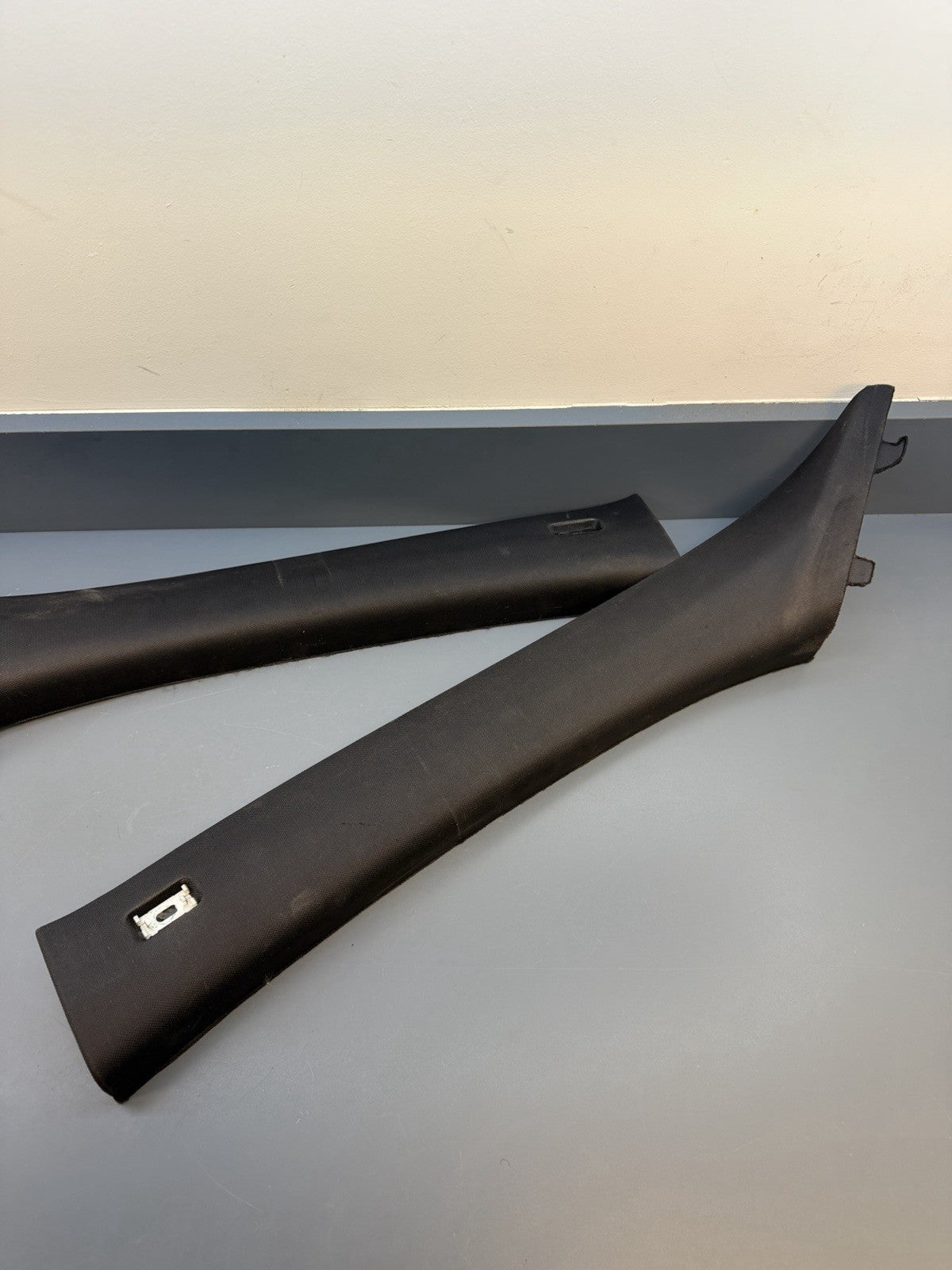 BMW E90 335xi Series 4dr Front Left & Right A Pillar Cloth Trim 7058332 7058331