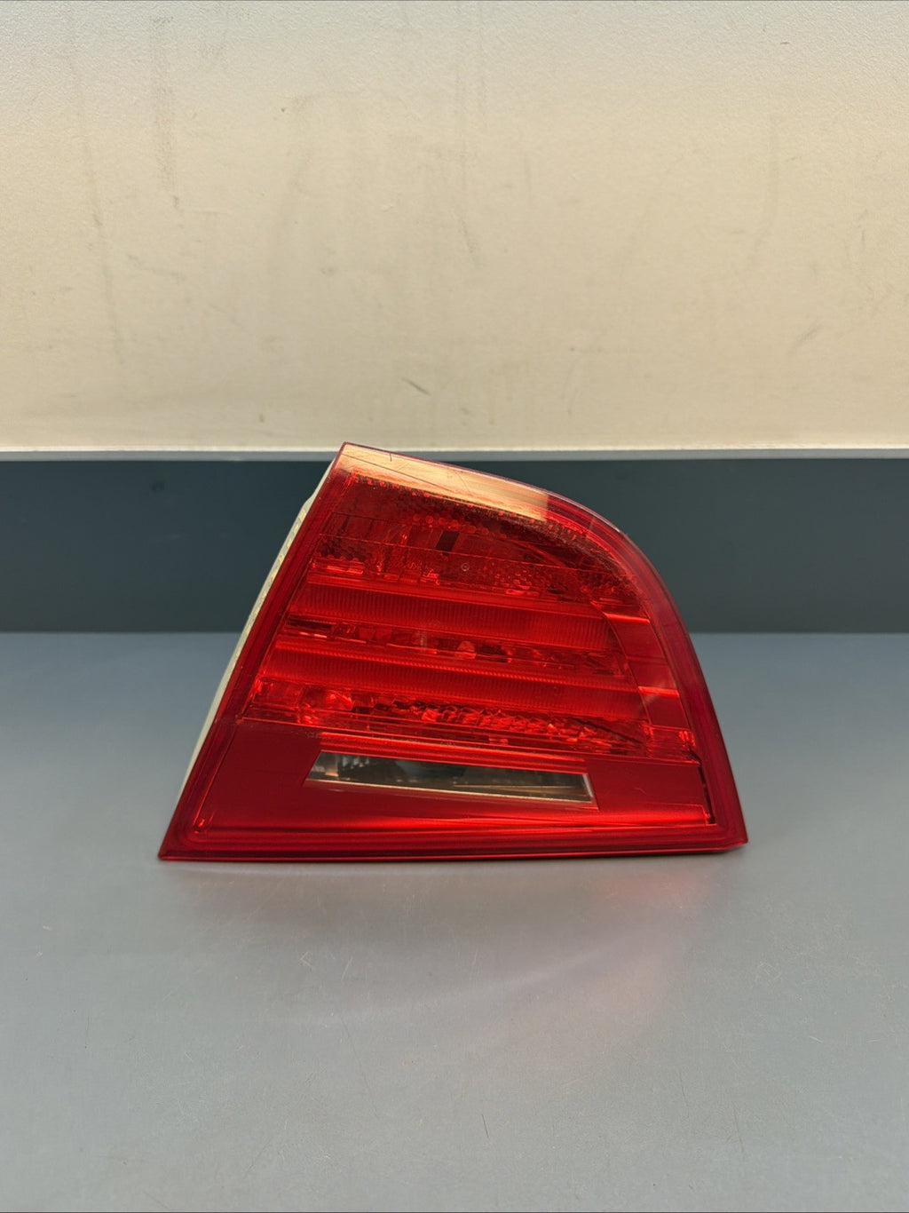 09-11 BMW 328I E90 LCI RH RIGHT REAR SIDE INNER TAIL LIGHT 7289428 OEM PASSANGER