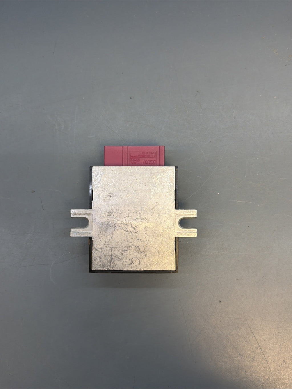BMW 3 SERIES F30 F20 F21 F22 FUEL PUMP CONTROL UNIT NEW 11-17 OEM 16147426095