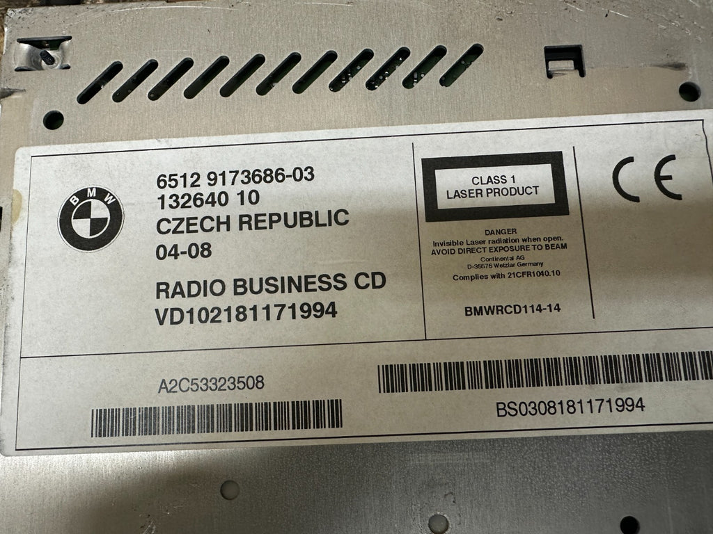BMW 2003-2010 E83 X3 AM FM CD BUSINESS RADIO RECIEVER OEM 9173686