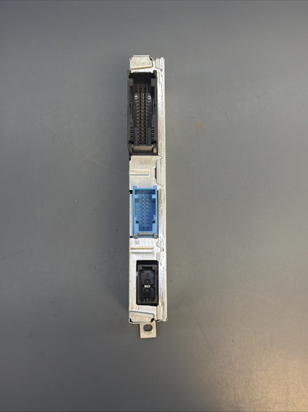 2010-16 BMW 528 535 550 640 650 740 750 CENTRAL GATEWAY CONTROL MODULE 9247397