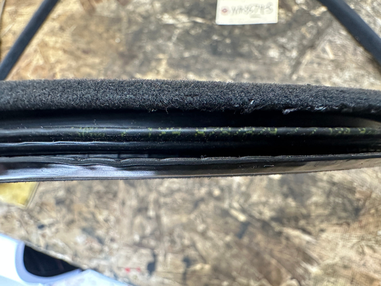 BMW 03-19 E81 F22 E90 F30 F36 1 2 3 4 SERIES F26 X4 BLACK SUN ROOF SEAL 8036477