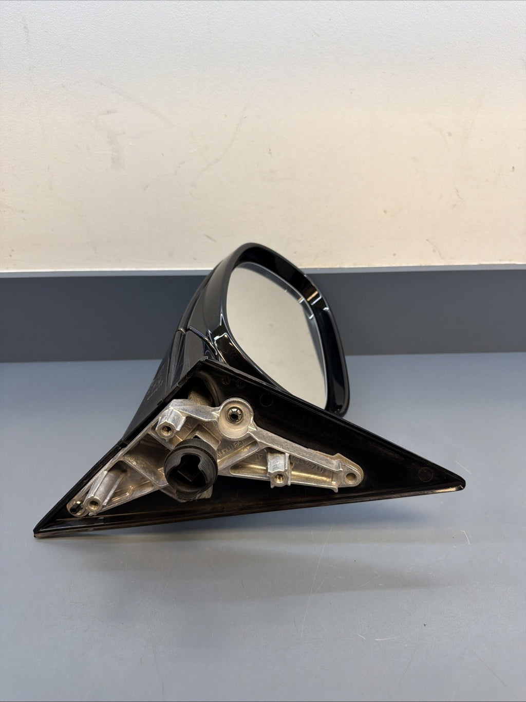 09-11 OEM BMW E90 E91 Sedan LCI Driver Side Mirror Assembly Heated 7182695 BLACK
