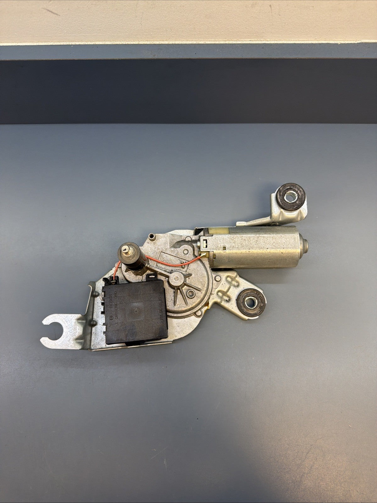 04-10 BMW X3 E83 Rear Windshield Tailgate Wiper Motor OEM 6917907