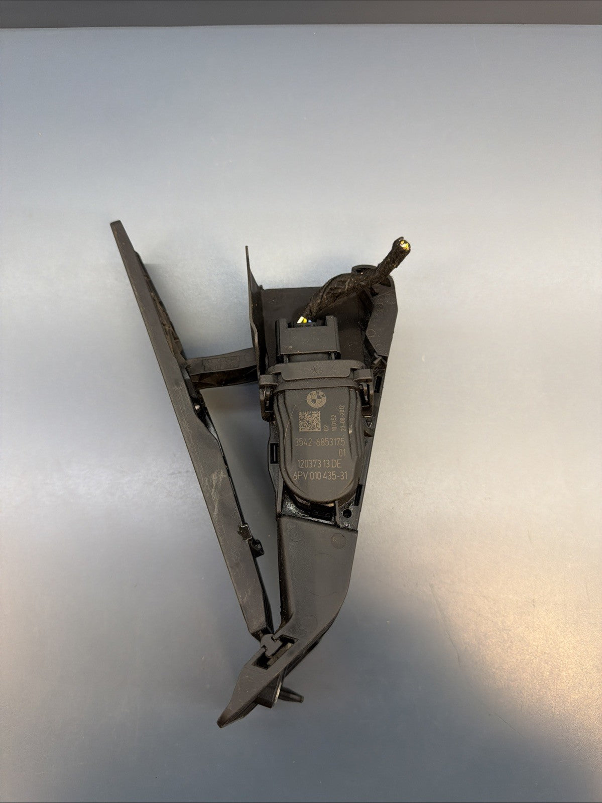 12-18 BMW X1 F30 F31 F34 F32 3-Series Gas Acceleration Pedal 6853175 OEM