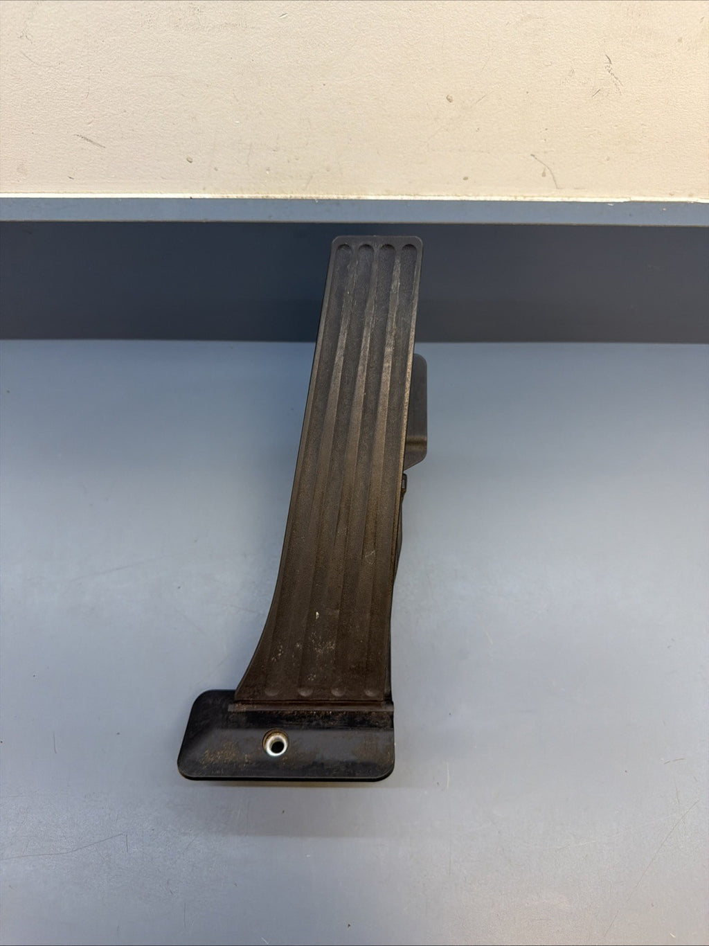 12-15 BMW X1 E84 Pedal Gas Throttle Acceleration Foot Pad Unit 6853175 OEM