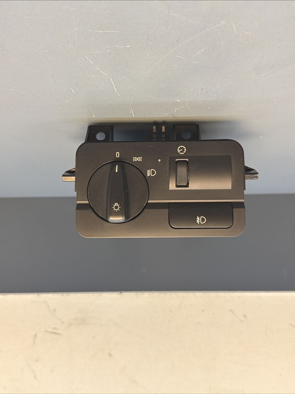 1999-2005 BMW E46 3-Series Headlight Switch Control Module OEM 6919841