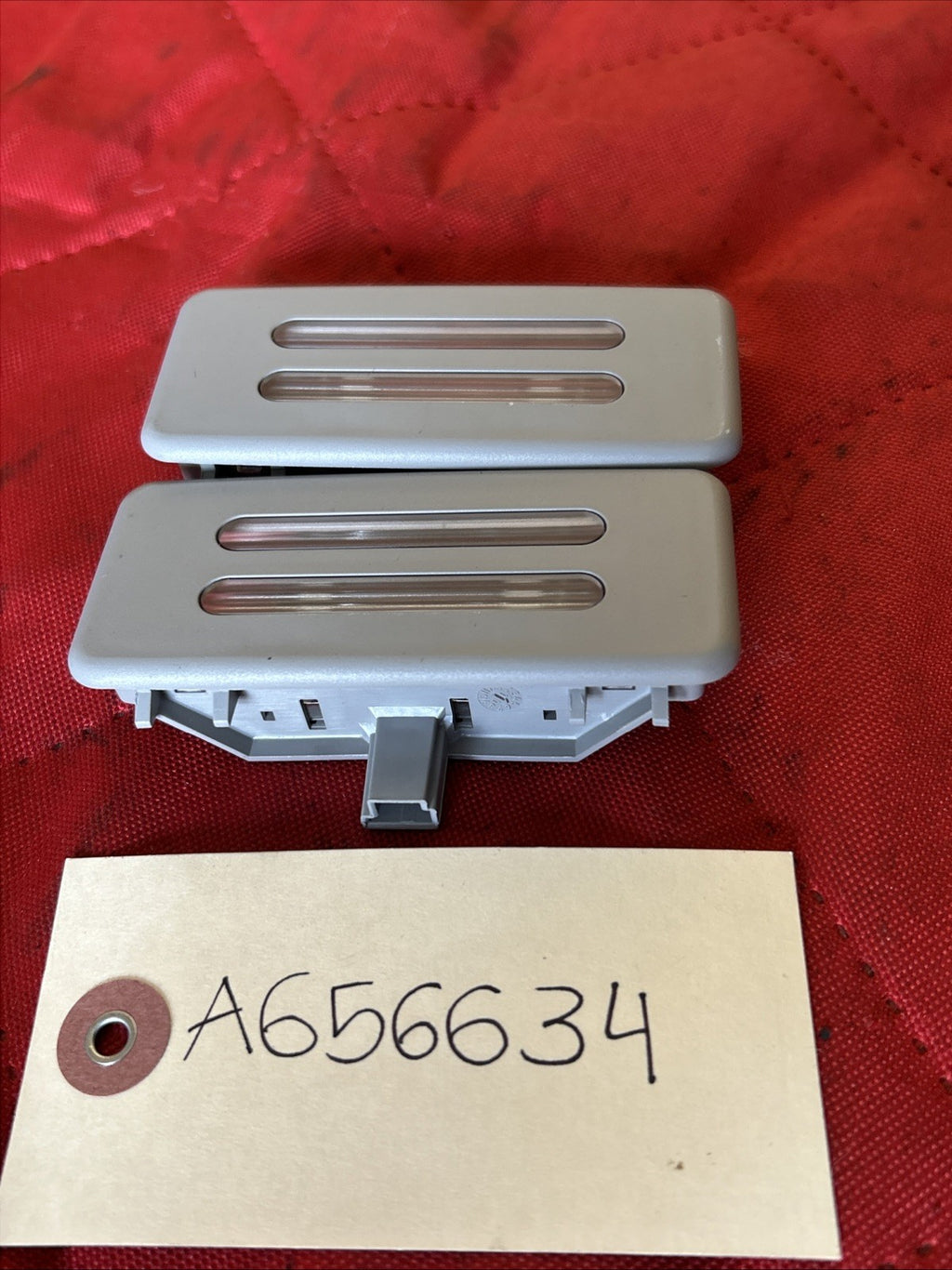 06-11 BMW E60,E61,E90,E91,E92 SUN VISOR INTERIOR LIGHT 6962011 SET OF 2 GREY