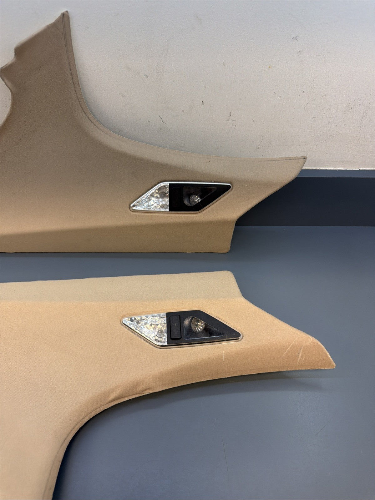 99-05 BMW E46 SEDAN Pair Of Left & Right Rear C Pillar Trim Panel BEIGE 8220243