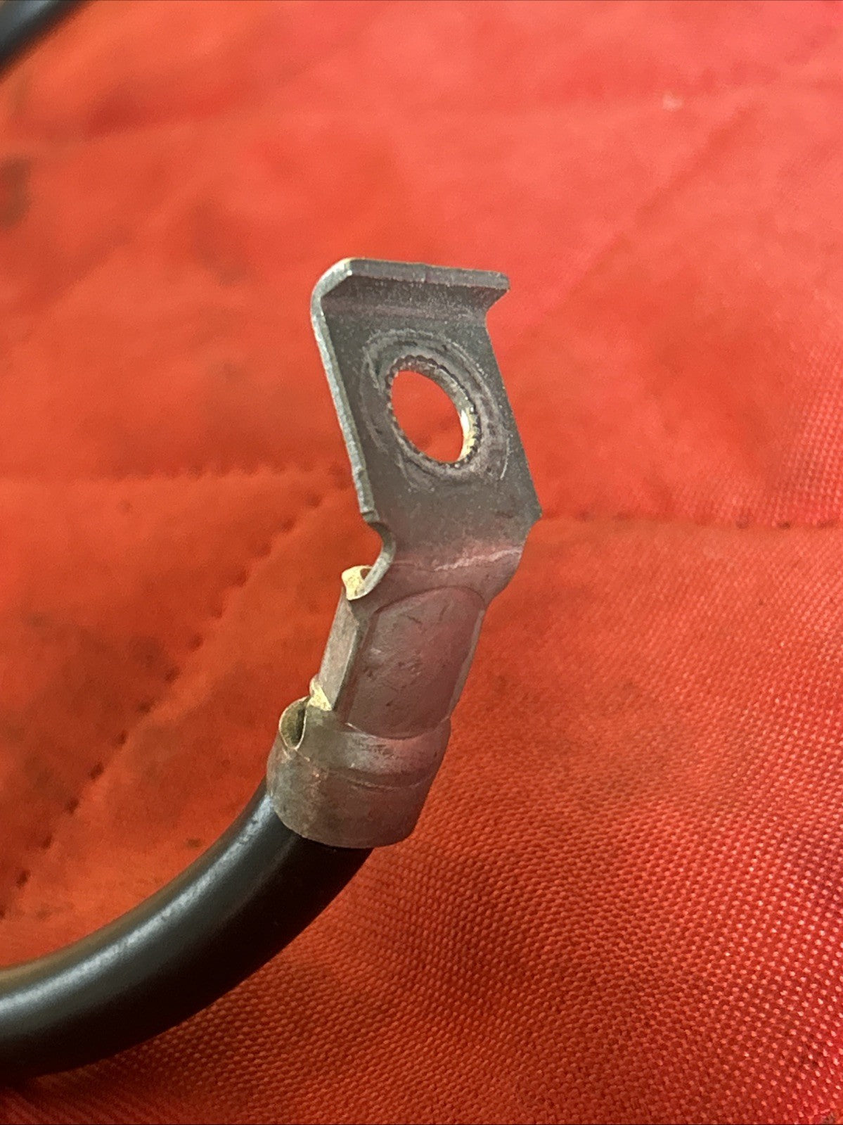 10-19 BMW F10 F12 F07 F06 F25 NEGATIVE BATTERY TERMINAL CONNECTOR 9234437
