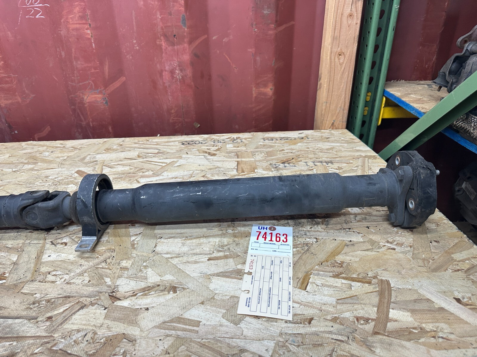 OEM BMW REAR DRIVESHAFT FITS AUTOMATIC 04-10 E60 E61 525 528 530 535 7573493