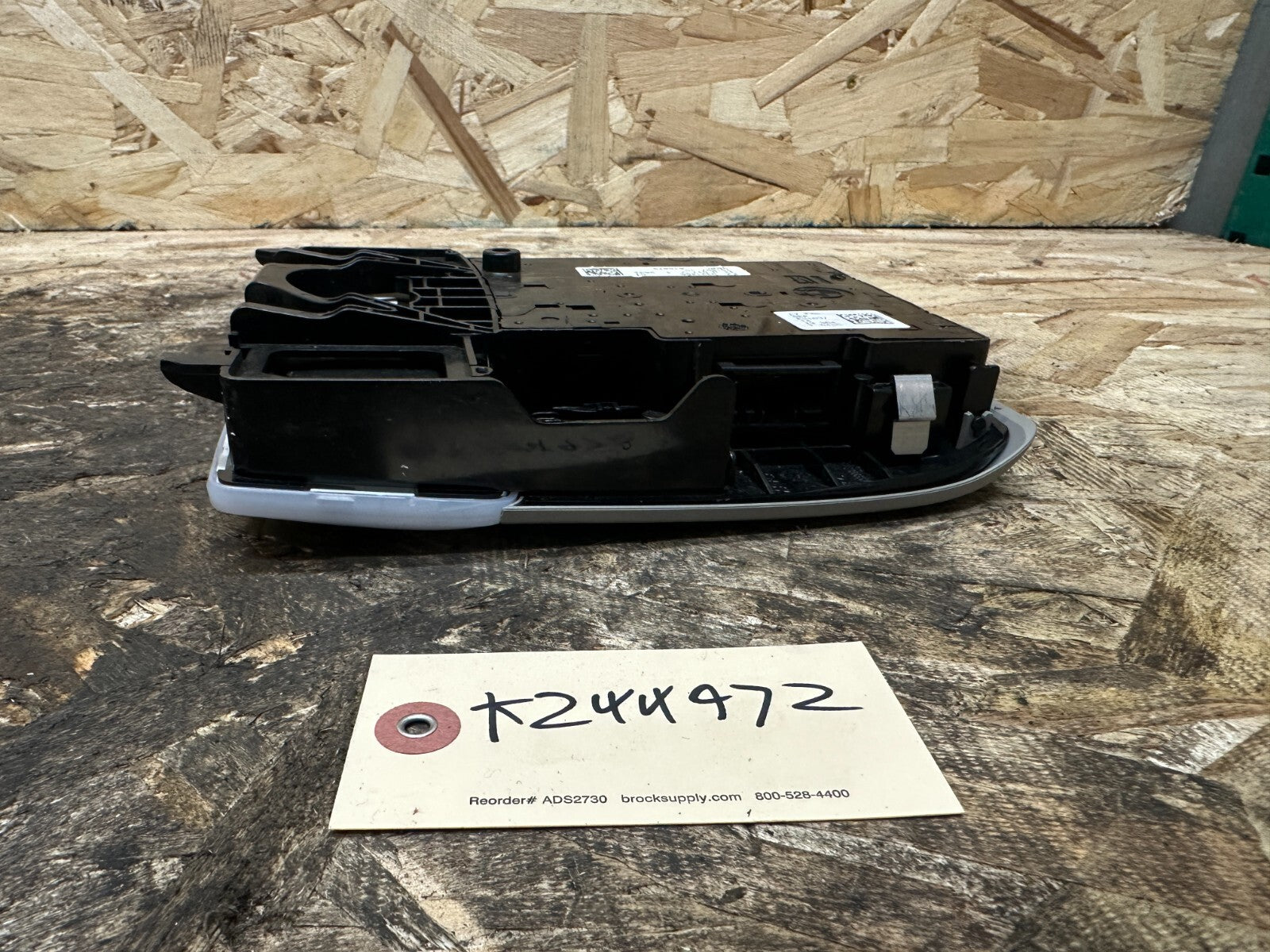 BMW 2010-2019 F30 F25 F32 OVERHEAD DOME LIGHT SUNROOF SWITCH GRAY OEM 9321466