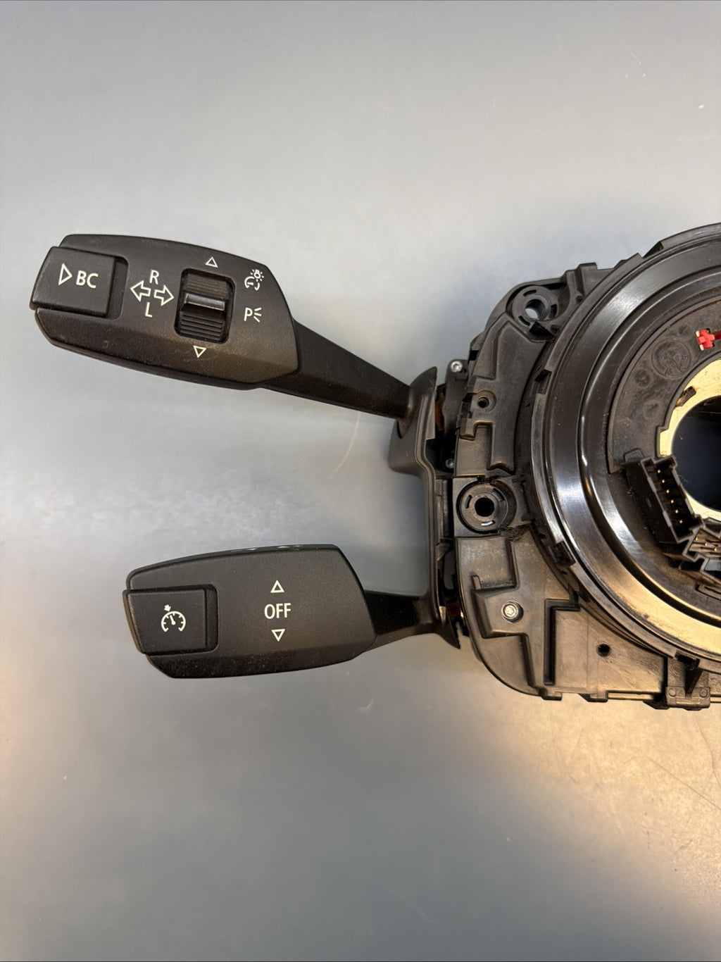 06-13 BMW E90 E92 328i Steering Column Switch Clockspring Clock Spring 9121901