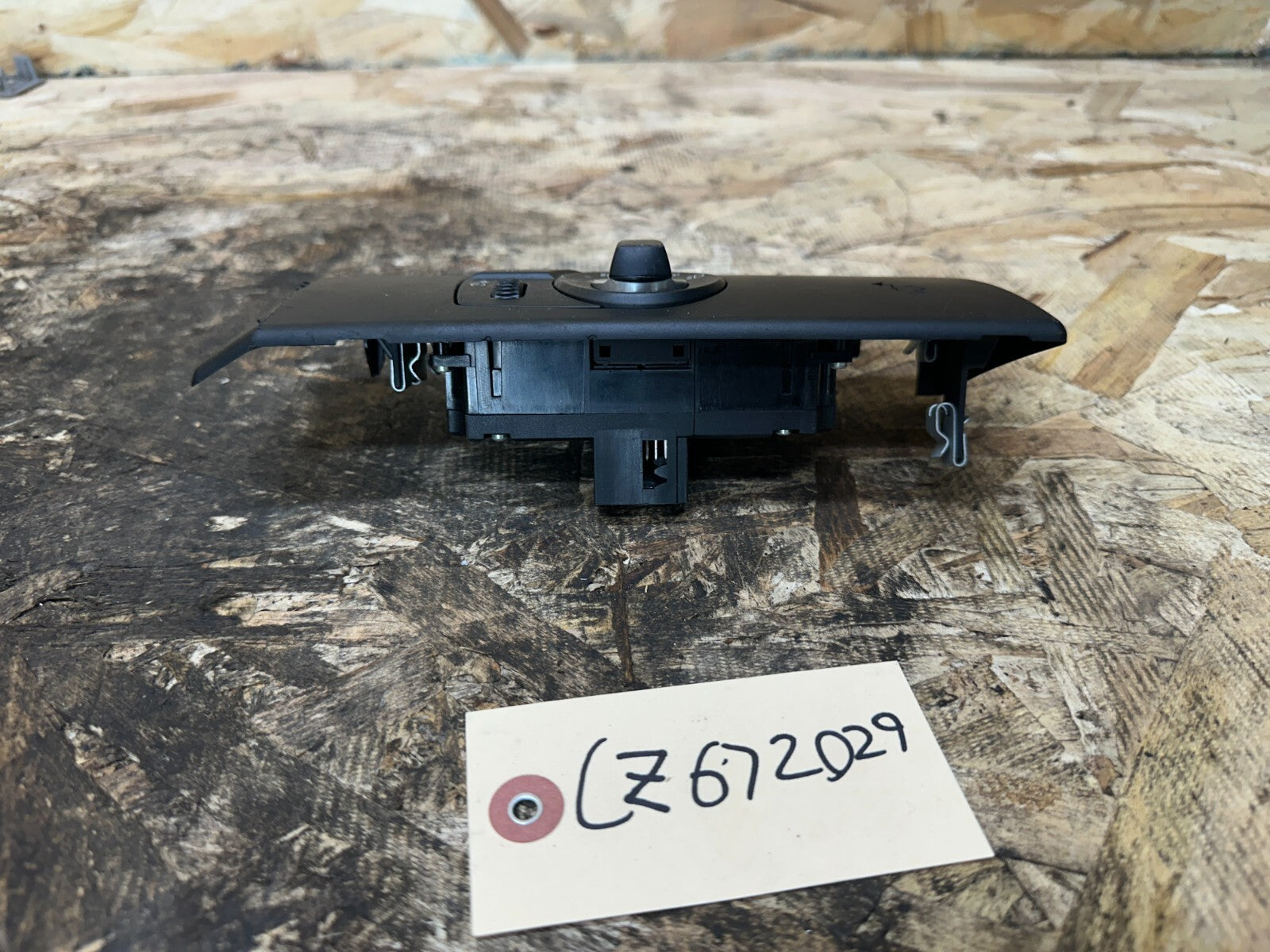 BMW 2008-2010 E60/E61 HEADLIGHT CONTROL SWITCH PANEL BLACK TRIM OEM BMW 6988553