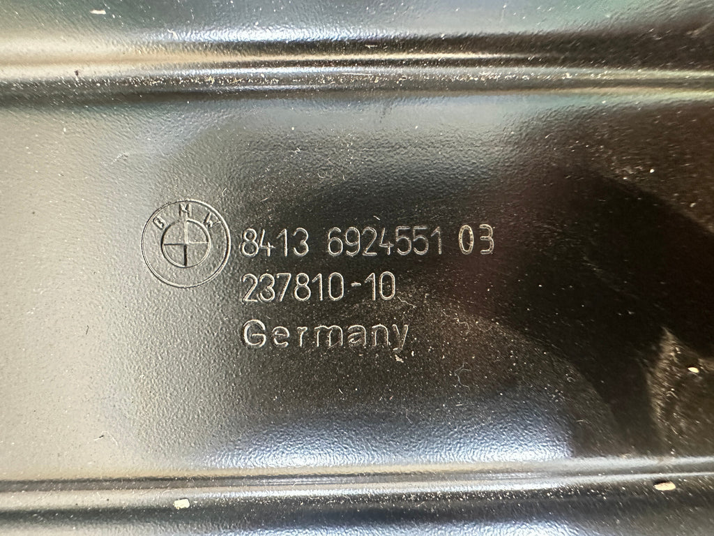 BMW 97-06 E46 3 SERIES MOUNTING BRACKET FOR TELEMATICS CONTROL MODULE C