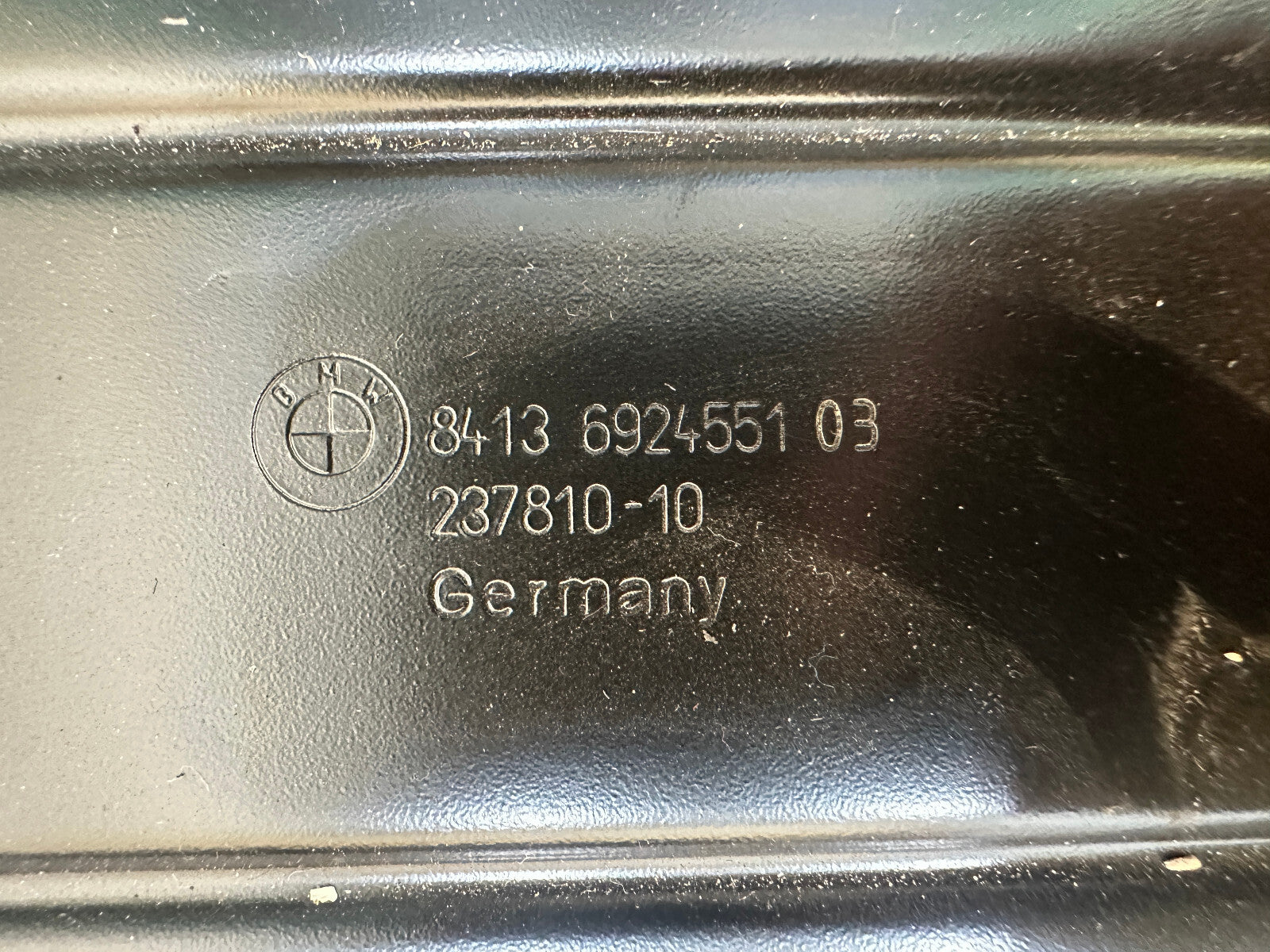 BMW 97-06 E46 3 SERIES MOUNTING BRACKET FOR TELEMATICS CONTROL MODULE C