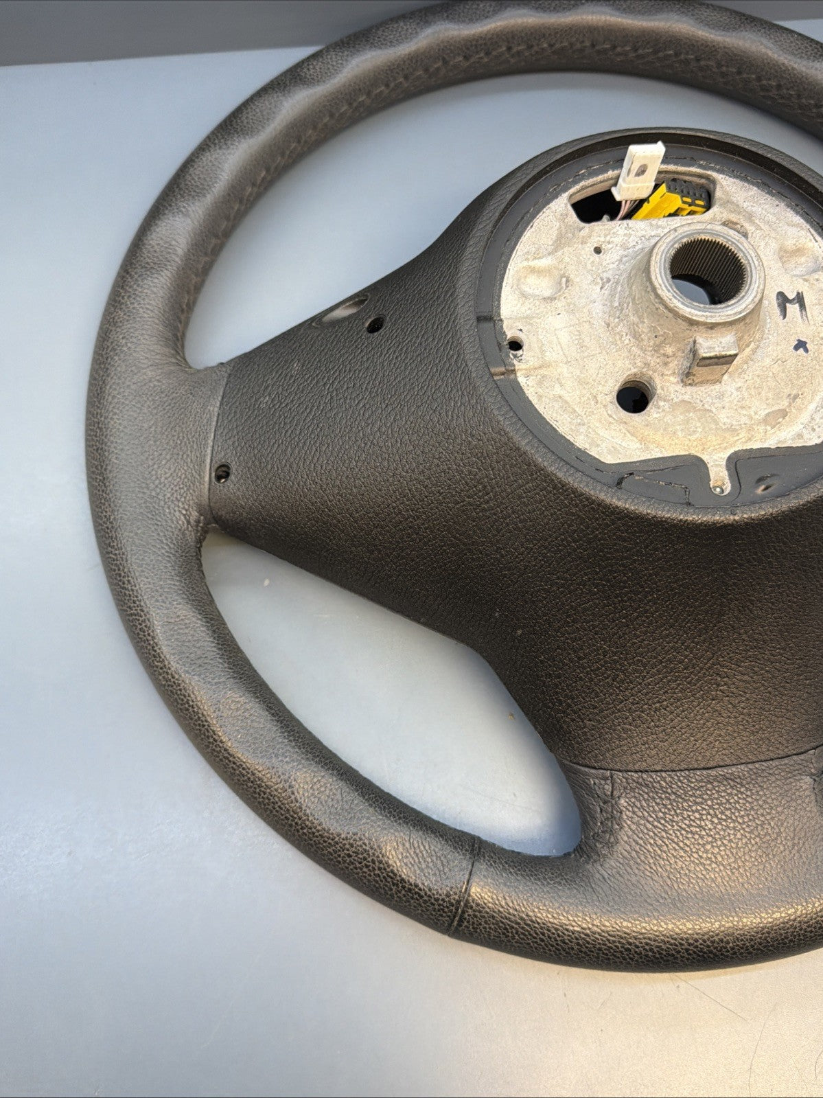 BMW 06-10 E83 X3 BLACK LEATHER STEERING WHEEL W MULTIFUNCTION CONTROLLS 3455481
