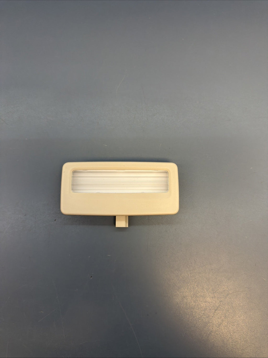2011-2016 BMW 535I XDRIVE F10 Front Vanity Mirror Light 9163767 BEIGE