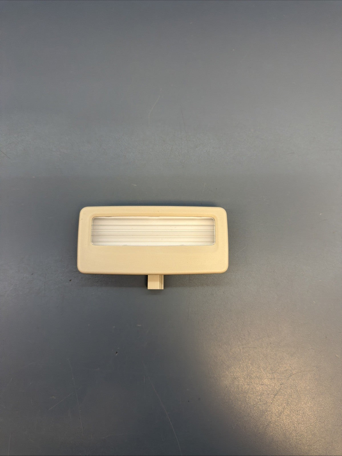 2011-2016 BMW 535I XDRIVE F10 Front Vanity Mirror Light 9163767 BEIGE