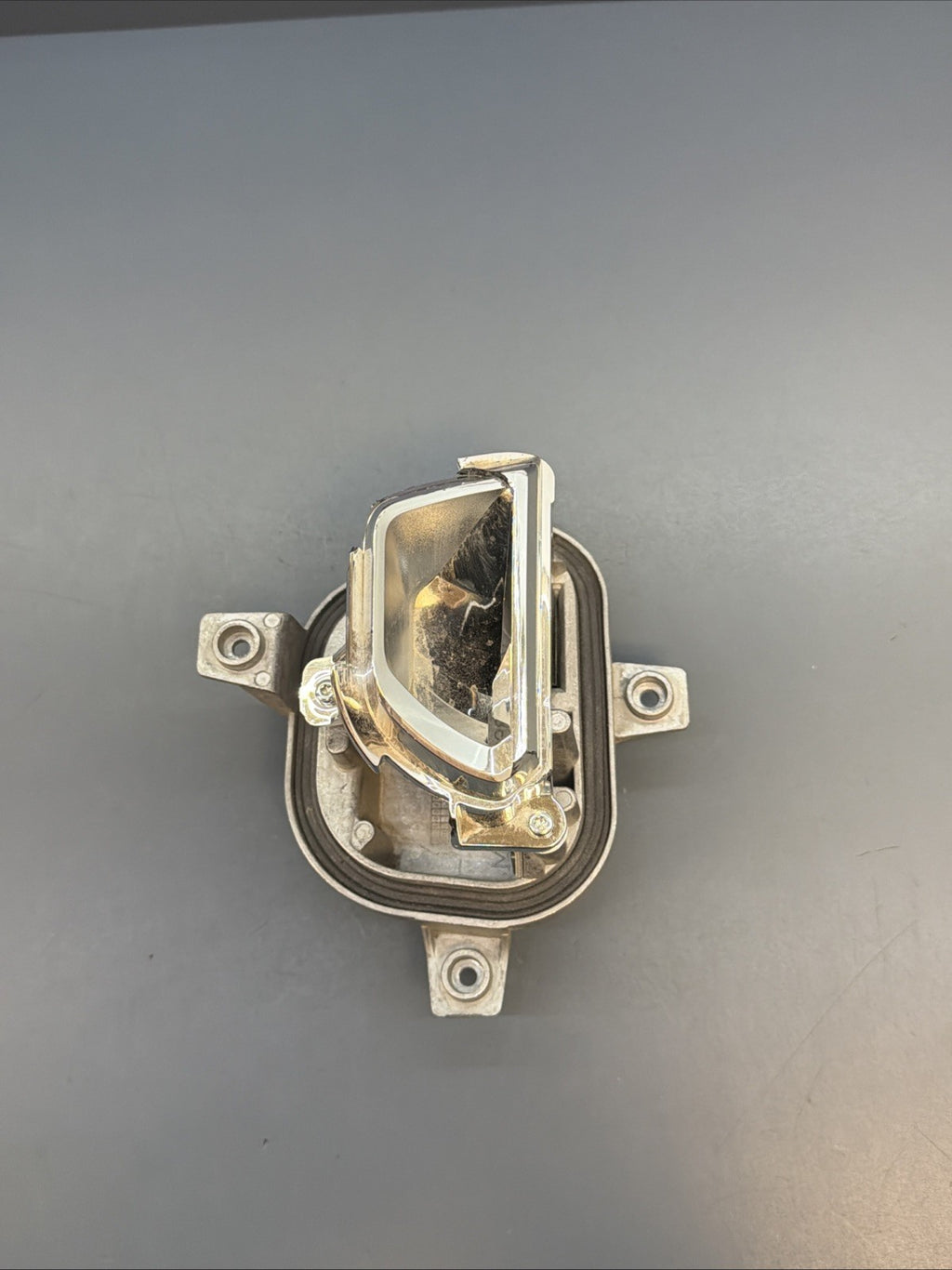 2016-2022 BMW X1 X2 LEFT FRONT LED HEADLIGHT CONTROL MODULE OEM 90066717