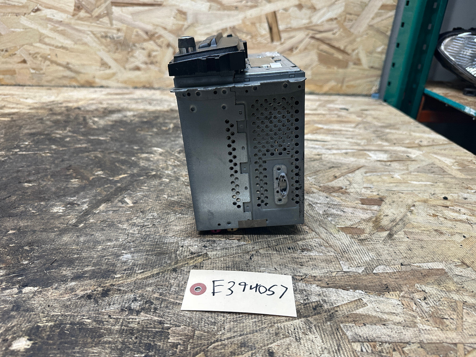 BMW 09-13 E90 3 SERIES BUSINESS RADIO CD PLAYER HEAD UNIT OEM 9218332