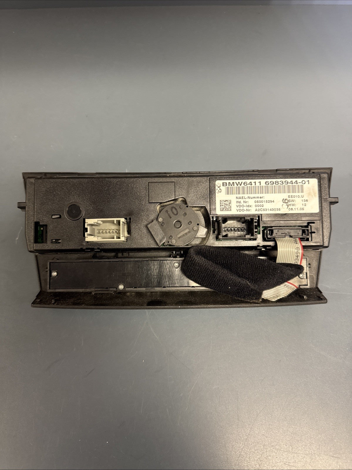 06 BMW 325i A/C HEATER TEMPERATURE CLIMATE CONTROL UNIT 6411 6983944
