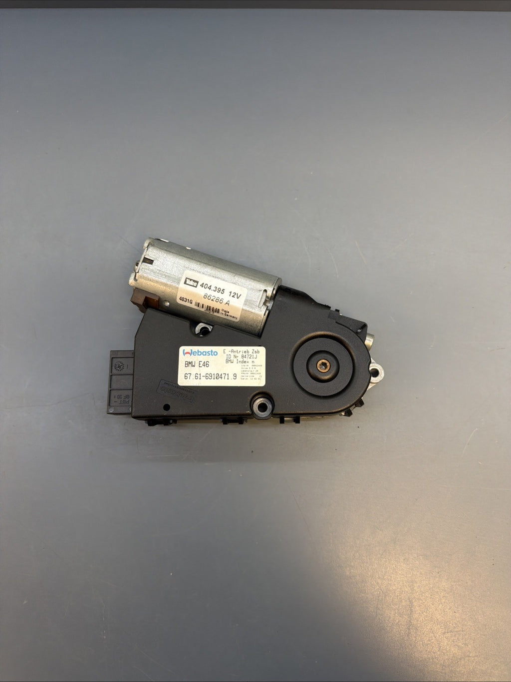 99-06 BMW E46 325 330 SUN ROOF SUNROOF MOTOR ACTUATOR OEM 6910471