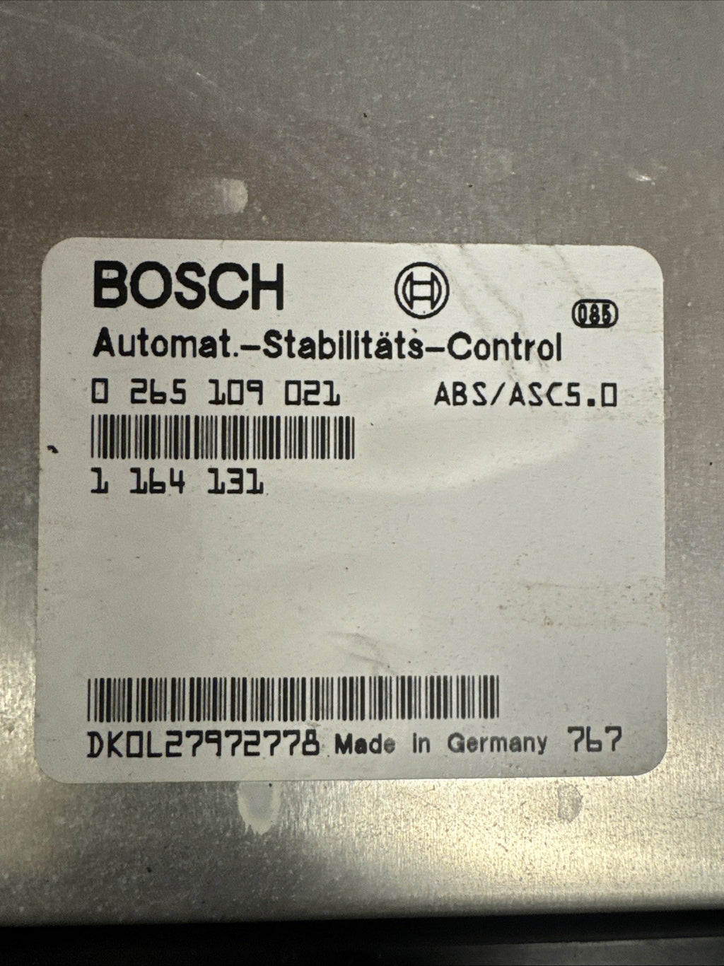 1998 BMW 740 BODY CONTROL MODULE BCM BCU BOSCH 1164131