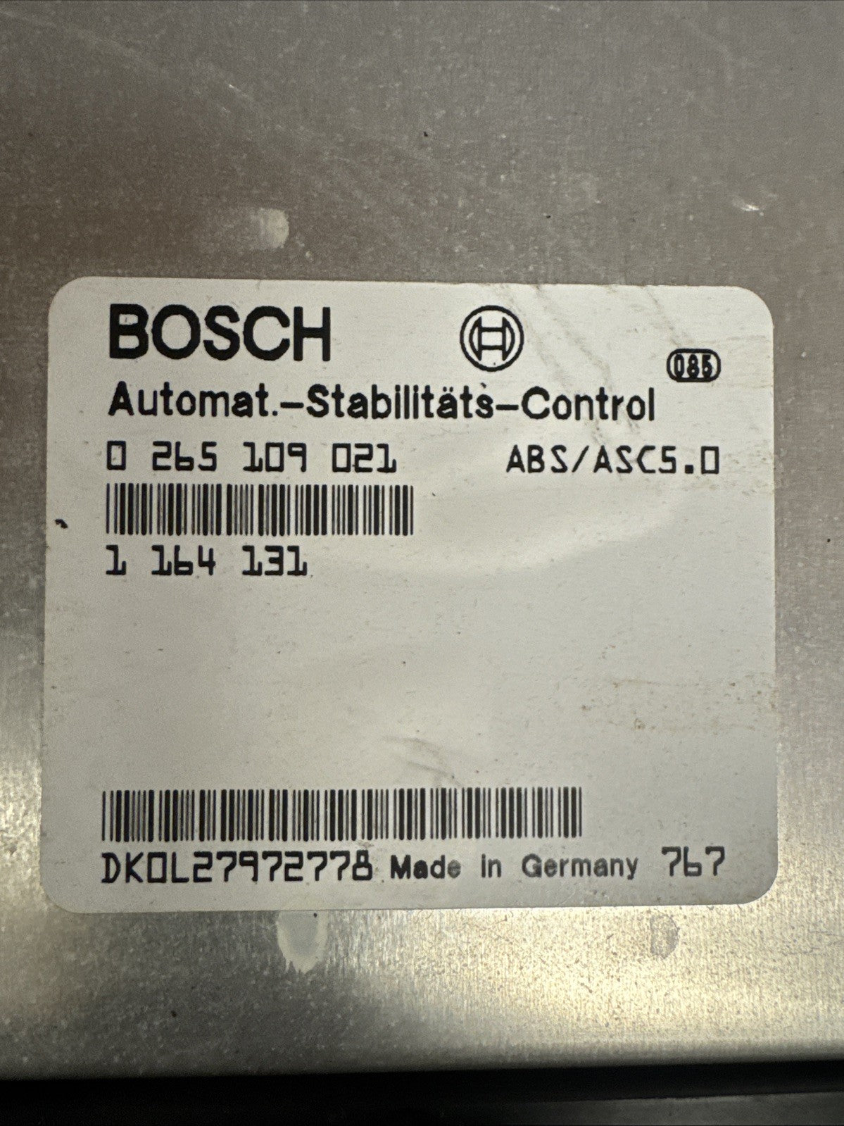 1998 BMW 740 BODY CONTROL MODULE BCM BCU BOSCH 1164131