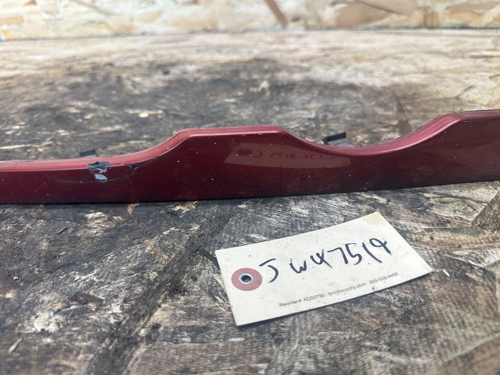 BMW 1997-2006 323ci RIGHT PASSENGER SIDE HEADLIGHT TRIM RED OEM 8208678