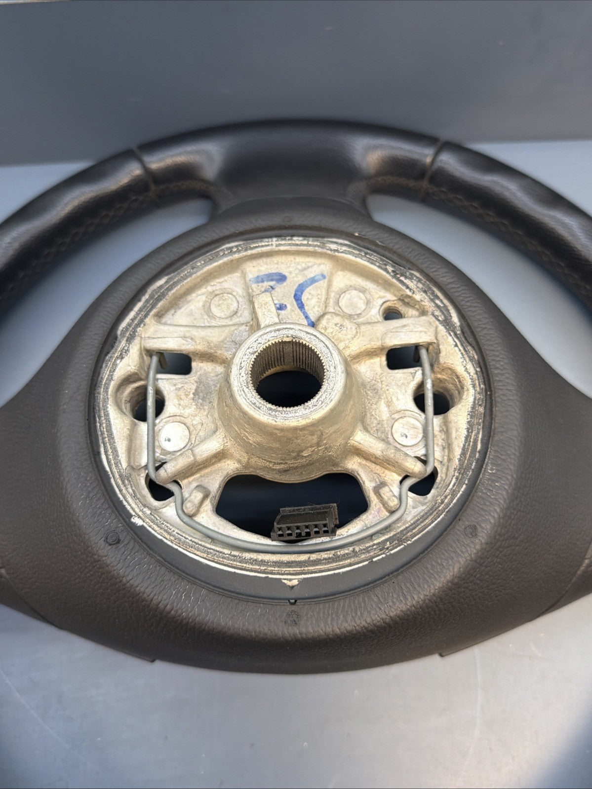 2006-2011 BMW 3 SERIES E90 E91 STEERING WHEEL LEATHER MULTIFUNCTION 61645150G