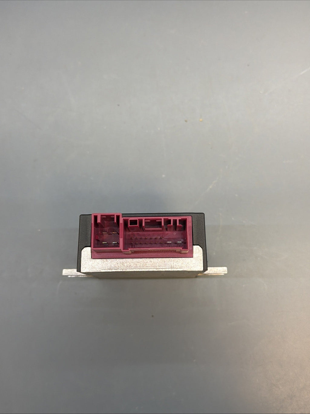 BMW 1 3 5 X5 E60 E70 E81 E82 E87 E90 Fuel Pump Control Unit Module EKPM3 7276046