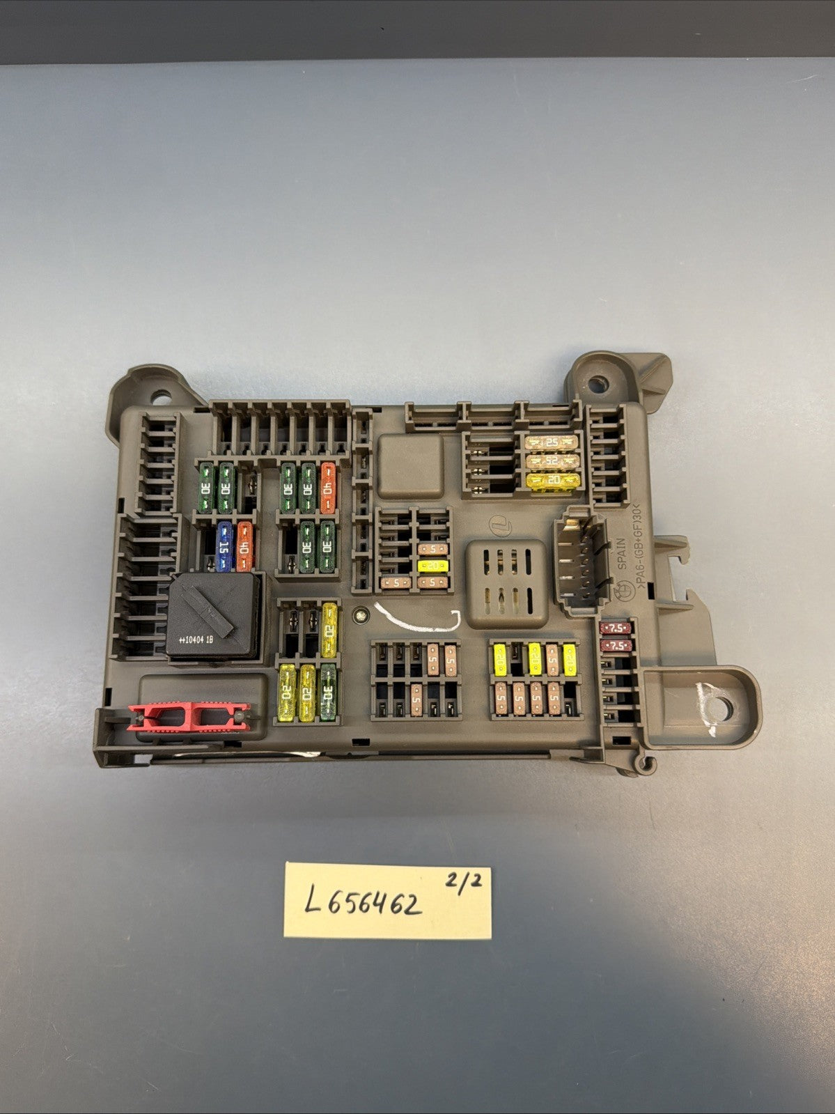 2007 - 2013 BMW E70 X5 Rear Trunk Power Distribution Fuse Relay Box 6931687 OEM