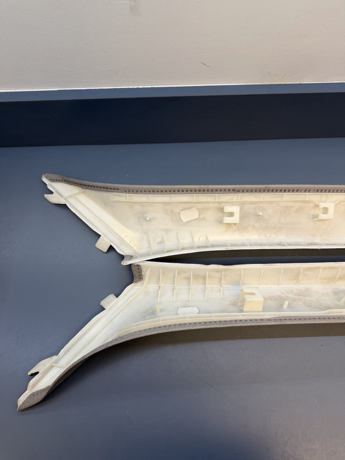 12 -18 BMW F30 340I 335I 328I FRONT LEFT & RIGHT A-PILLAR TRIM 7220995 7220996