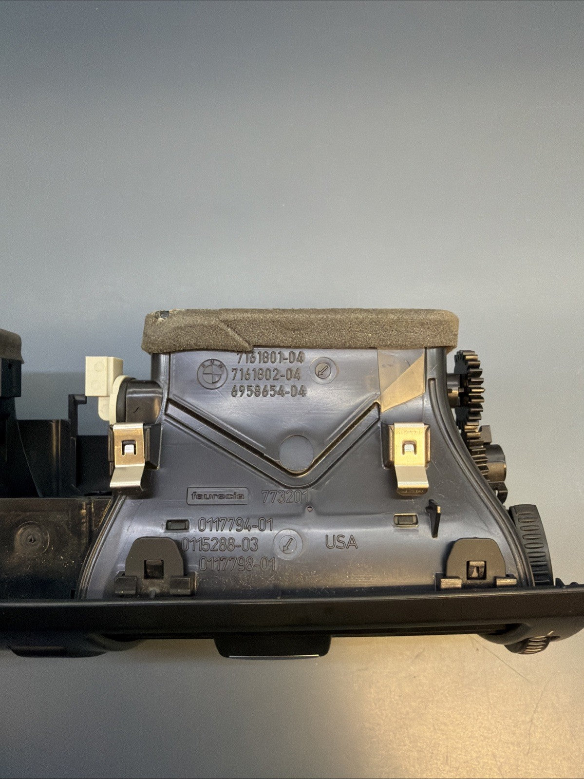2007 - 2013 BMW X5 X5M E70 AC HEATER AIR VENT GRILLE NOZZLE DASH 7161801 OEM