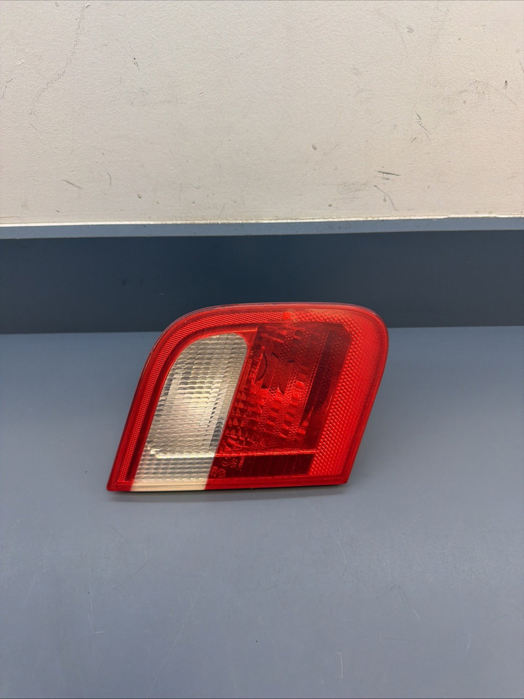 2000-2001 BMW E46 328 Left Driver LH Side Inner Tail Light OEM SEDAN 8364923