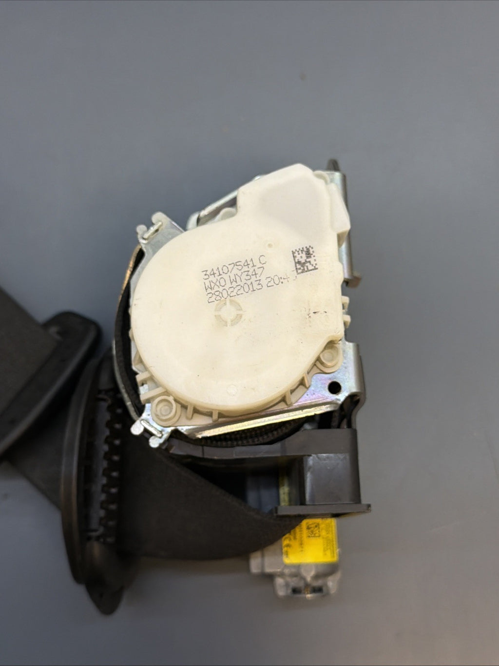 12-18 BMW F30 320i 328i 335i Front Right Passenger Side Seatbelt 34107541 OEM