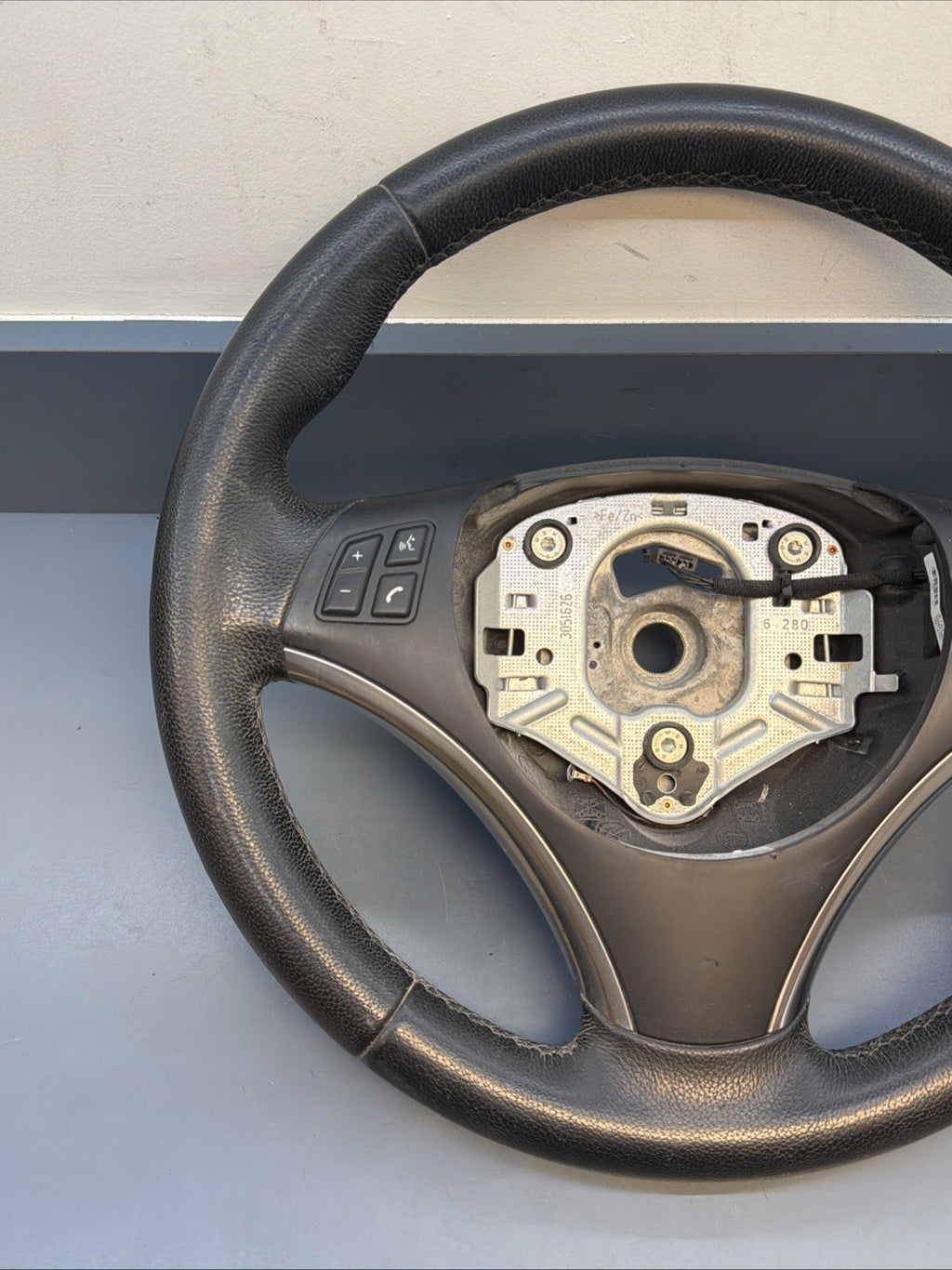 07-11 OEM BMW E82 E90 E92 E93 X1 328 335 Sport Leather Steering Wheel 6772147