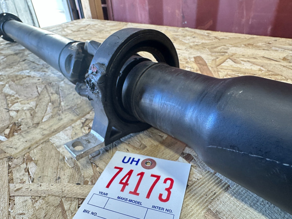 OEM BMW REAR DRIVESHAFT FITS AUTO 04-10 E60 E61 525 528 530 535 7542120 7573493