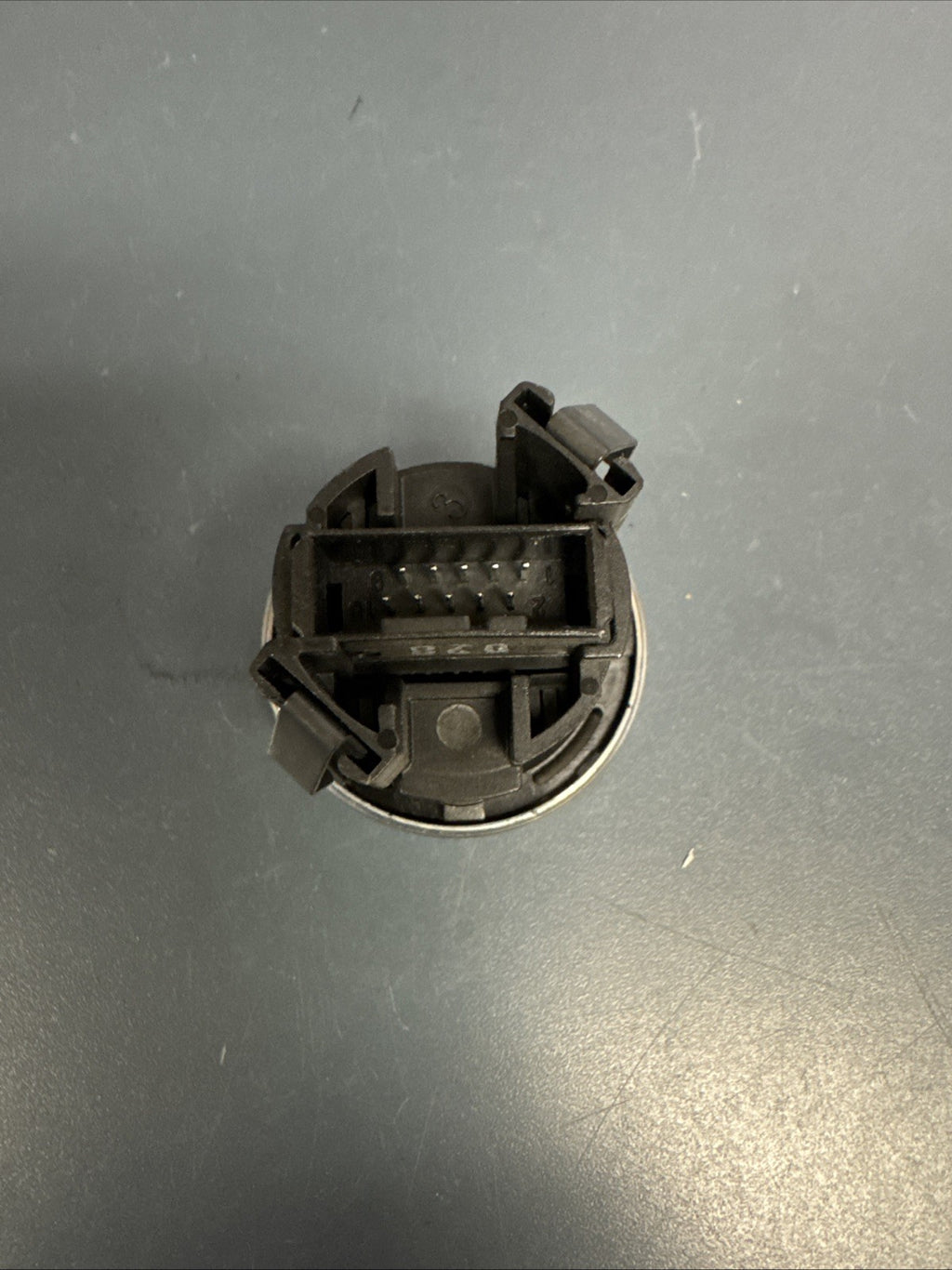 08-10 BMW E60 E63 535I ENGINE PUSH TO START ON OFF BUTTON SWITCH 9110359