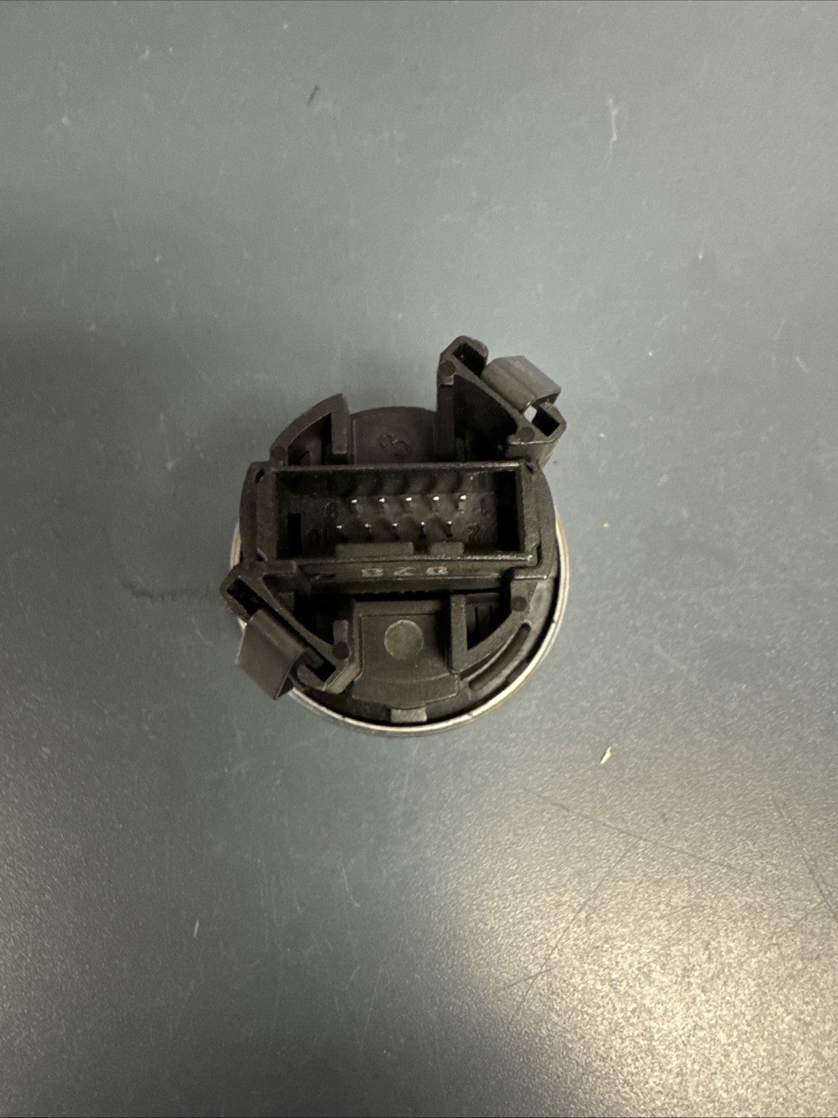 08-10 BMW E60 E63 535I ENGINE PUSH TO START ON OFF BUTTON SWITCH 9110359