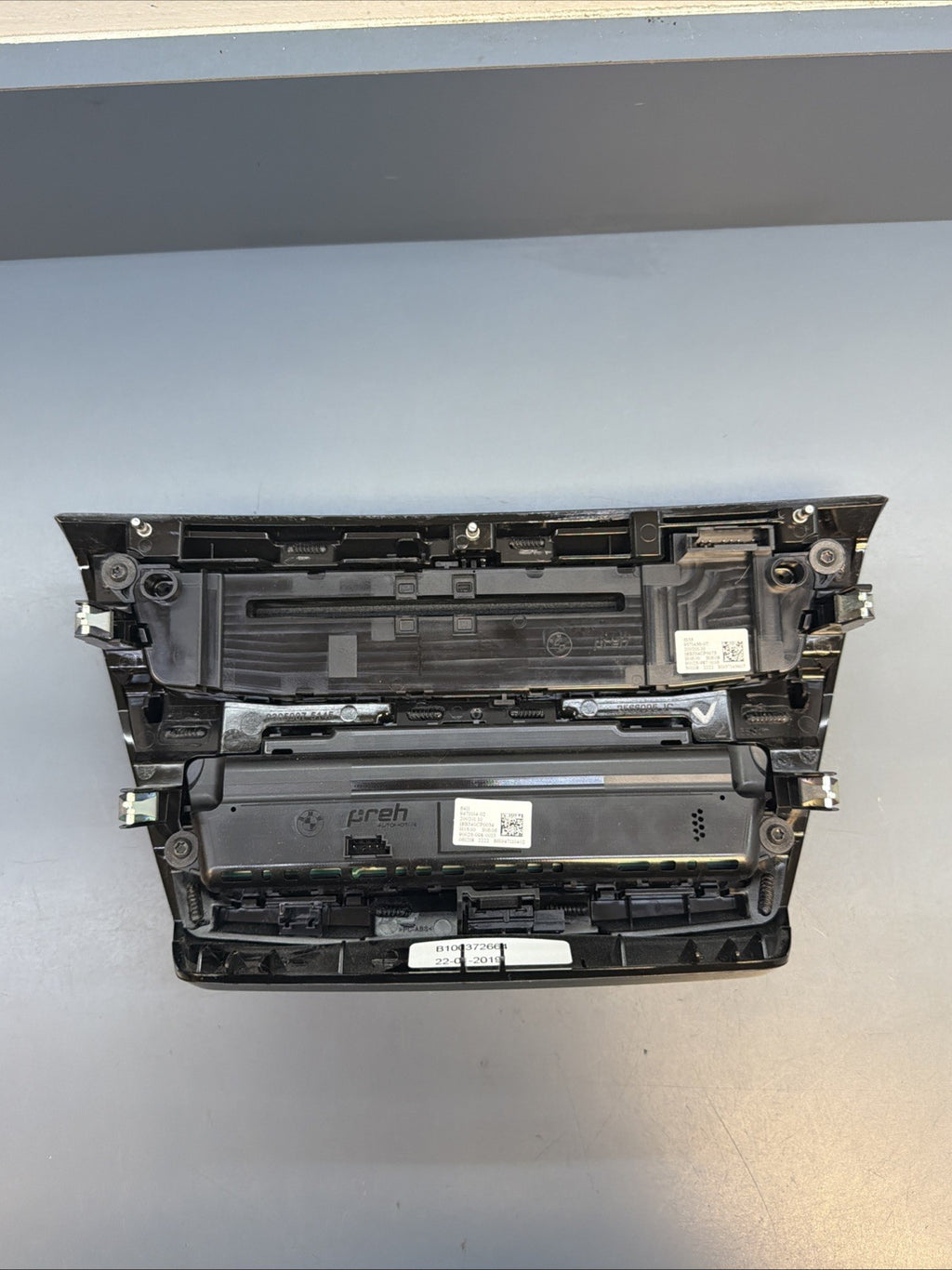 2016-2020 BMW X1 X2 (F39 F48) FRONT HEATER A/C TEMPERATURE CONTROL PANEL 9305907