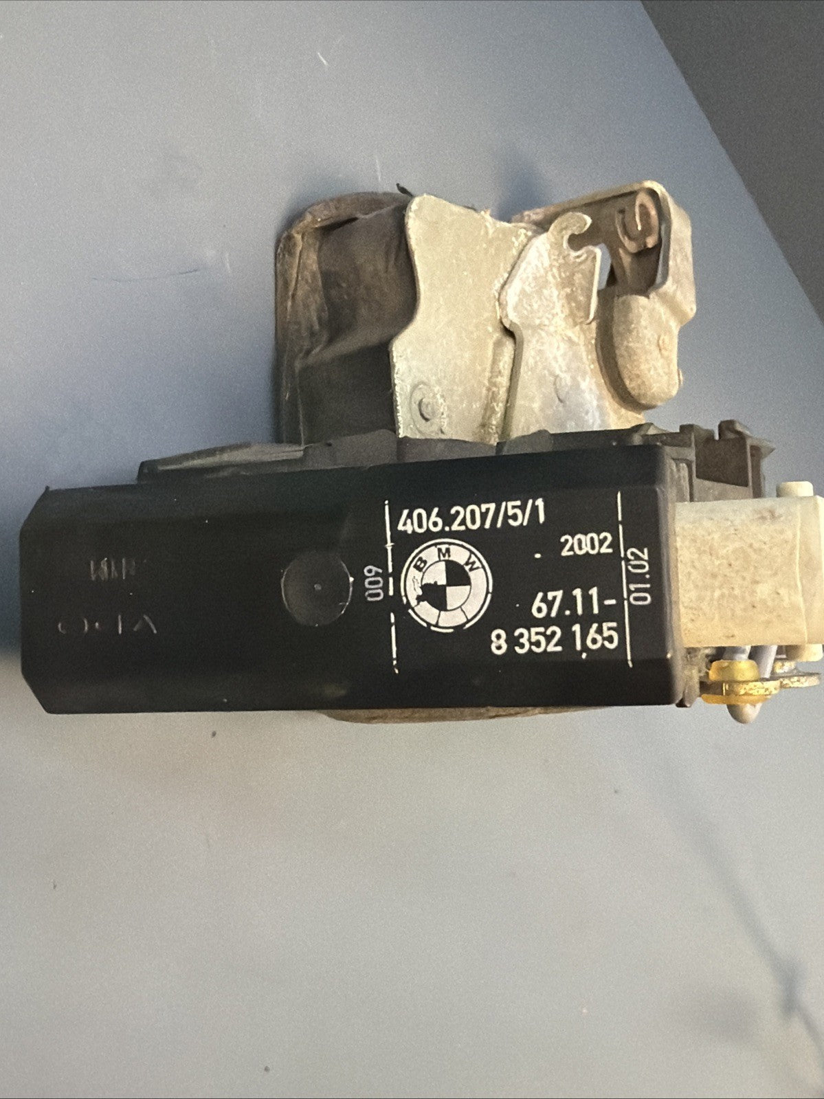 97-03 BMW E39 525 530 540 Rear Right Passenger Door Lock Latch Actuator 8352165