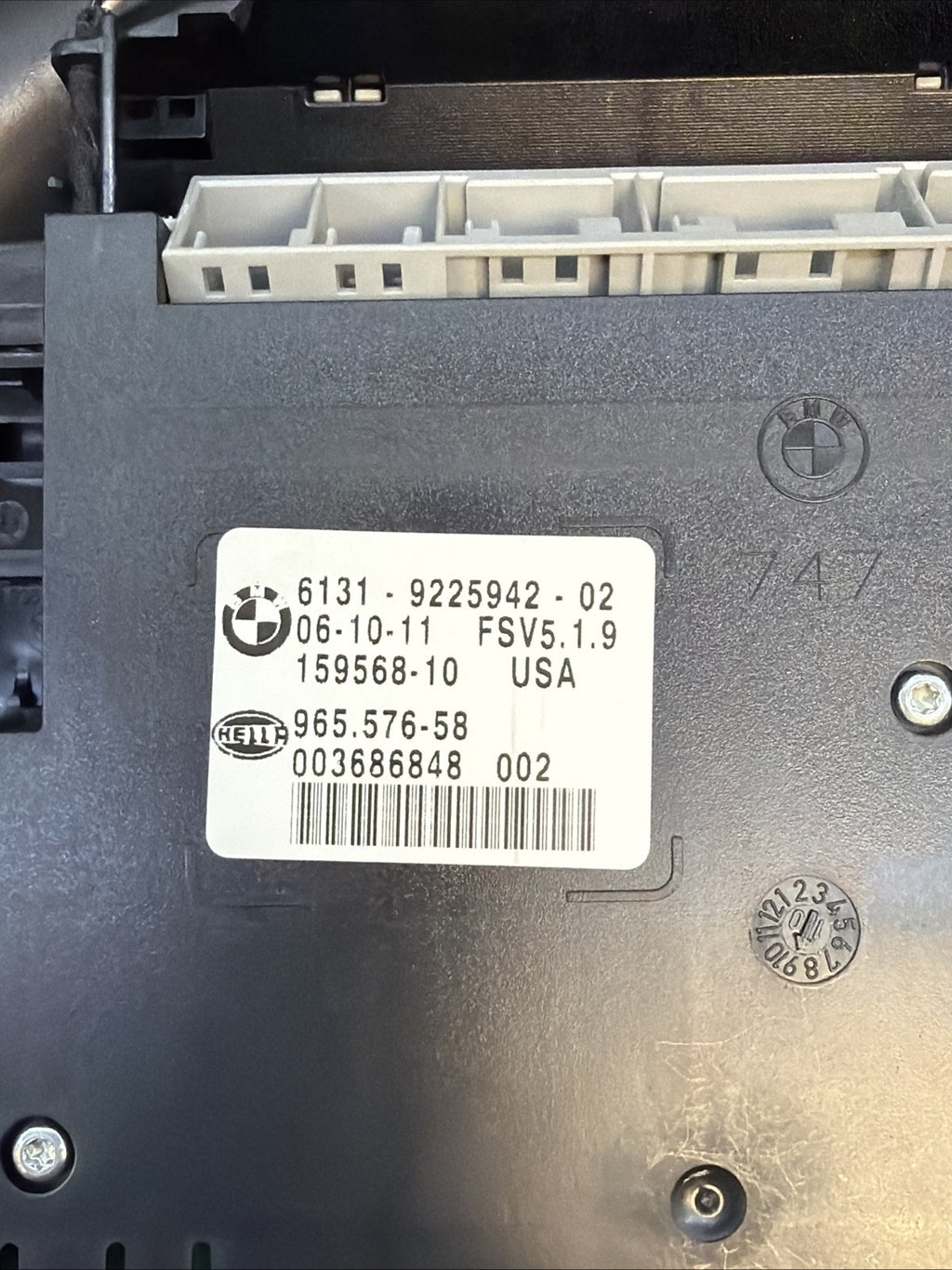 07-13 BMW X5 E70 OVERHEAD CONSOLE DOME LIGHT CONTROL SUNROOF SWITCH 9225942