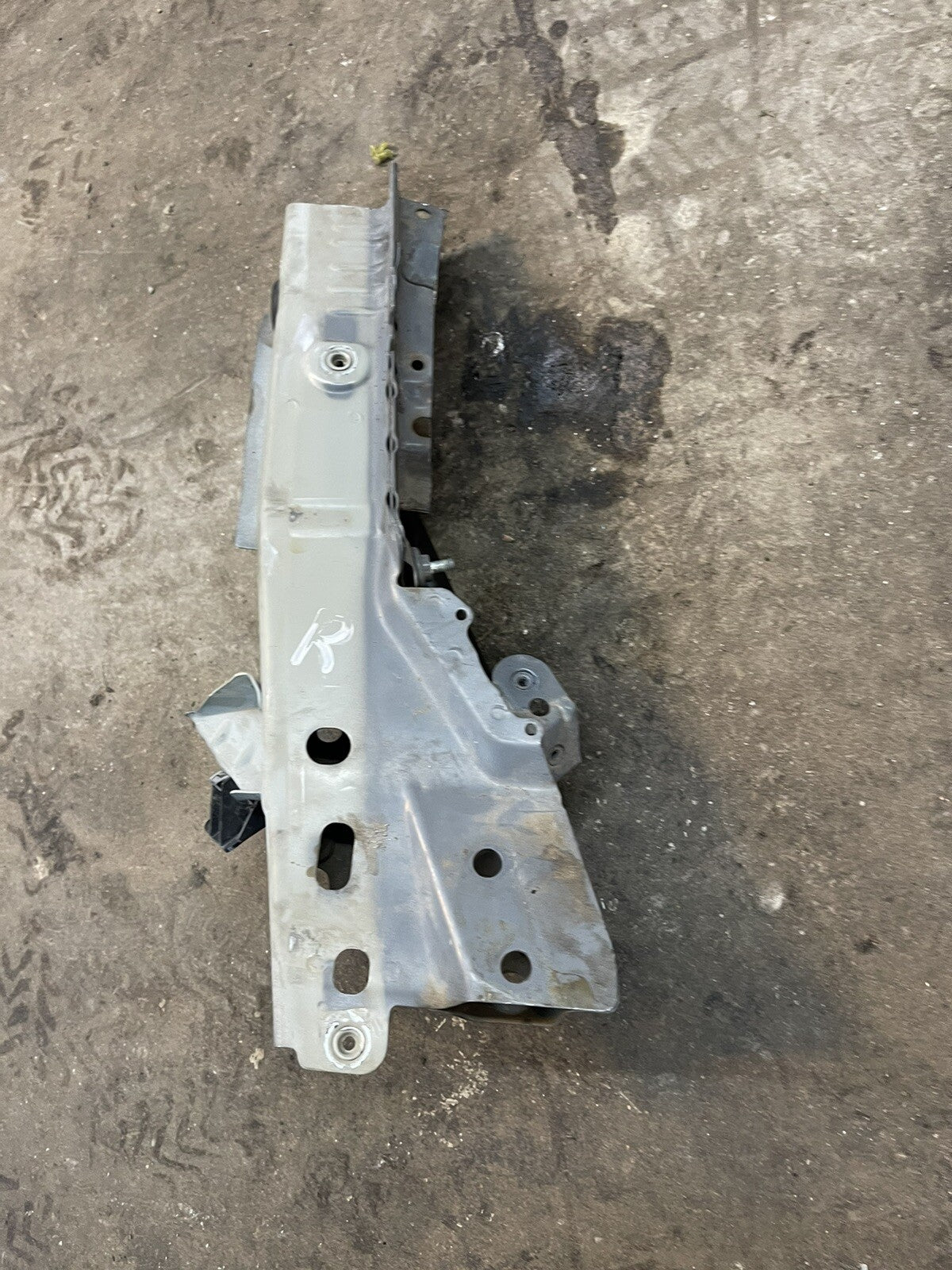 07-11 BMW E92 E93 M3 Front Right Fender Rail Apron SECTION OEM