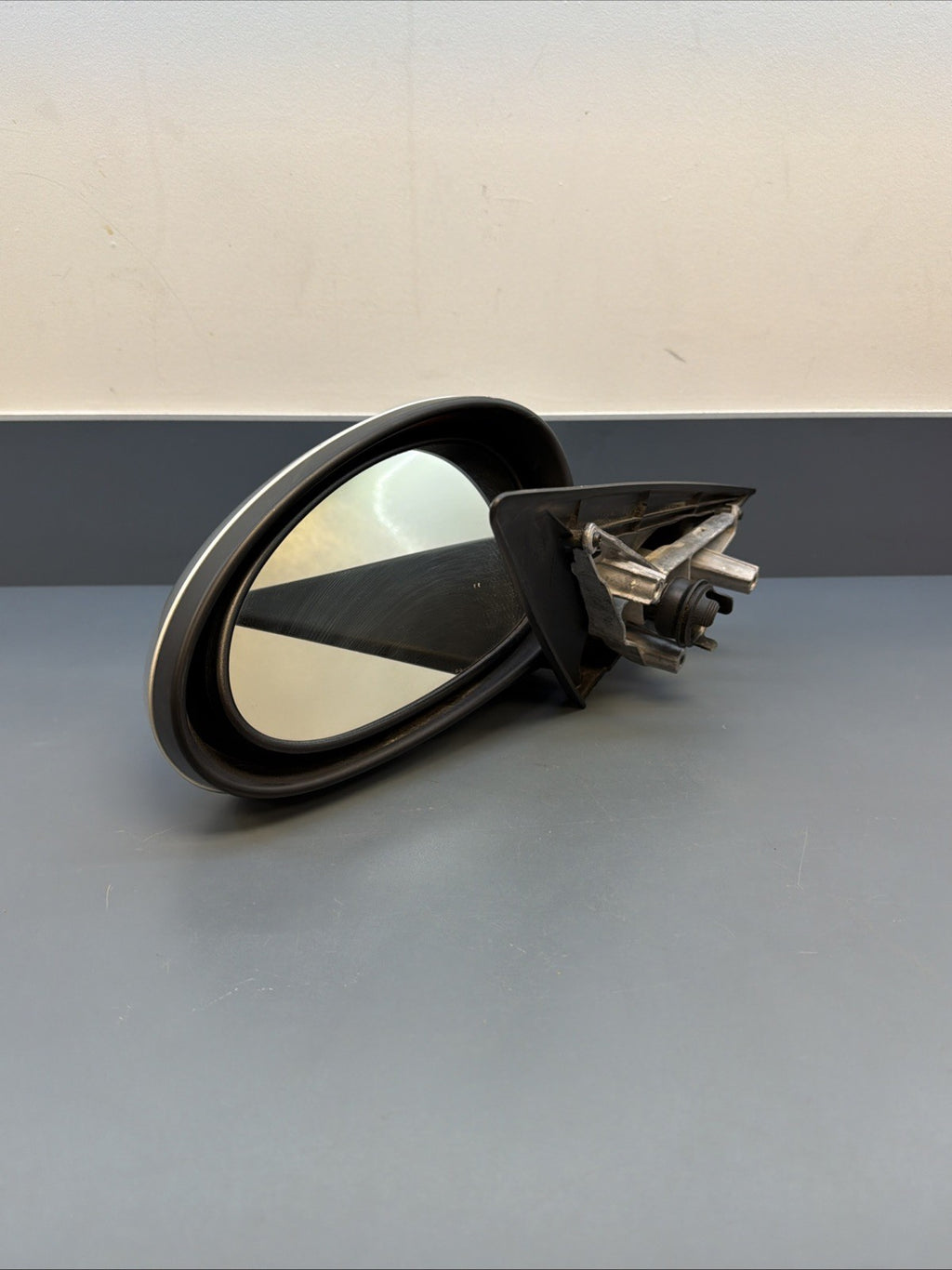 06-12 BMW 330 e90 Front right Side Exterior Door Wing Mirror Unit 1010803 PASS