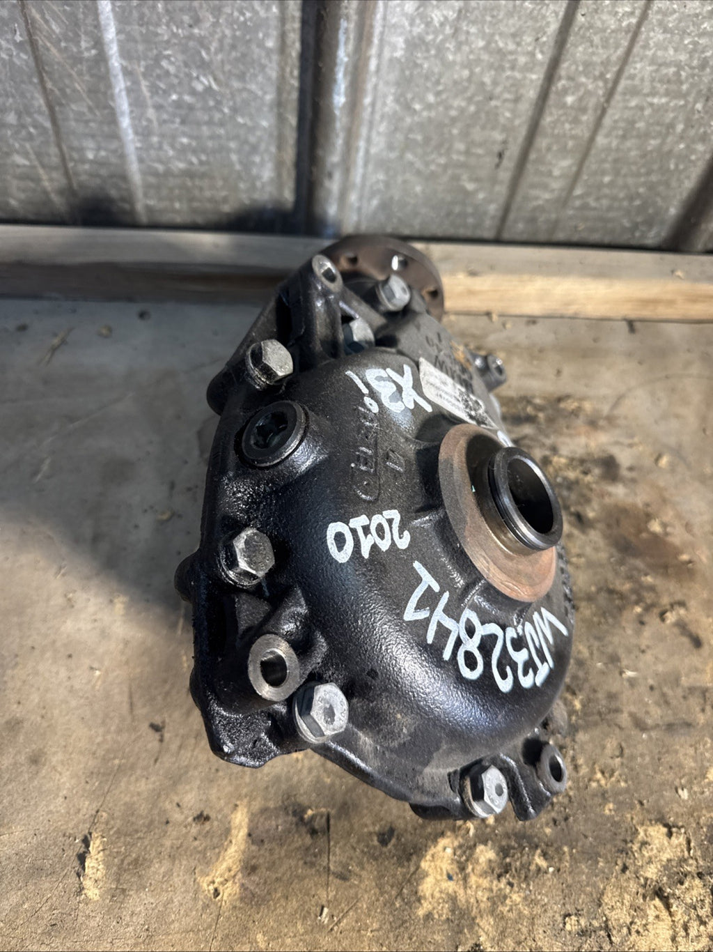 Front Differential Carrier Final Drive 4.44 AUTO Diff OEM BMW X3i E83 7540634