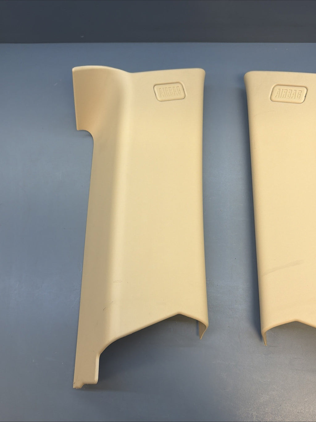 BMW 3 Series E91 Touring C Pillar Trim Panel Cover Pair Beige 7117475 7117476