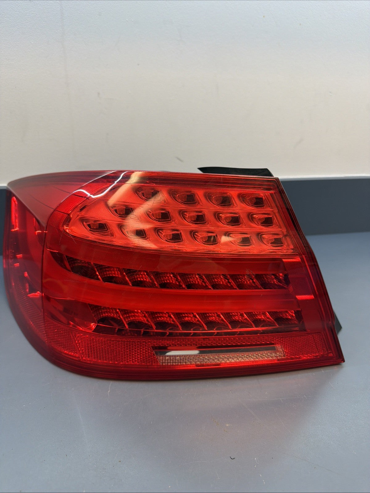 11 12 13 BMW E92 Coupe M3 328i 335i LCI LED Rear Left Outer Tail Light 7251959